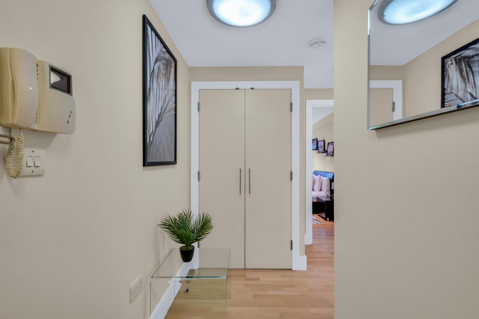Mysquare One Bedroom Serviced Apartment Near St Paul'S Blackfriars Londres Exterior foto
